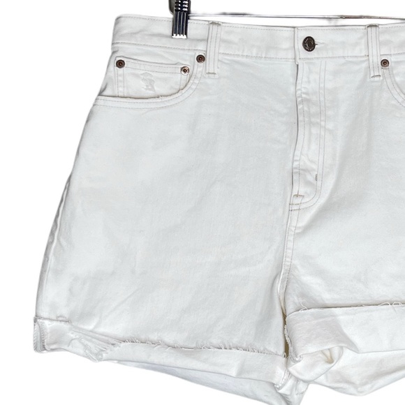 NWT GAP 4" High-Rise Dove Sz 32 | 14 Tall Shorts - Picture 6 of 16